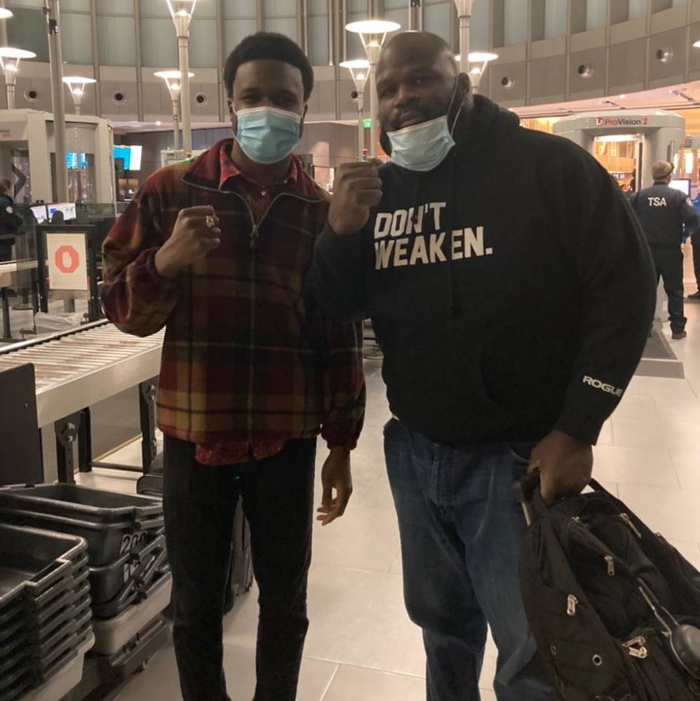 Meet your Posher, Damilaré